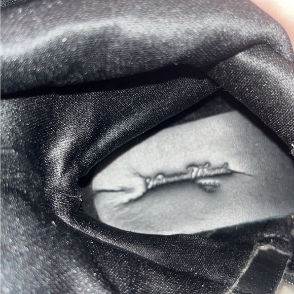 Universal Thread Boots - Picture 7 of 7